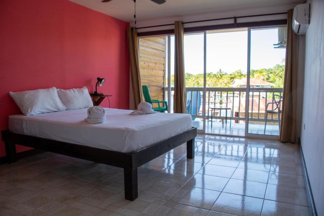 Hotel Los Balcones Over Seas Bocas del Toro Extérieur photo