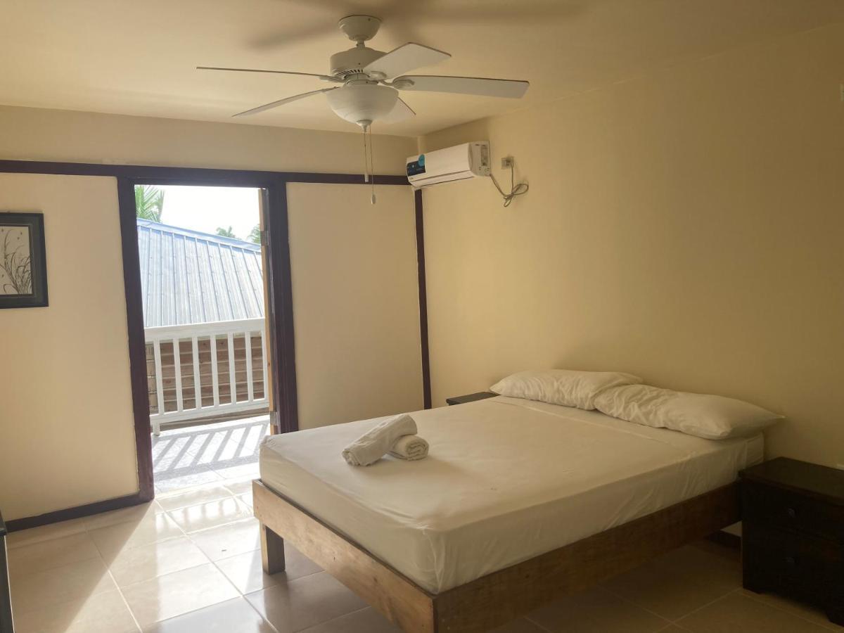 Hotel Los Balcones Over Seas Bocas del Toro Extérieur photo