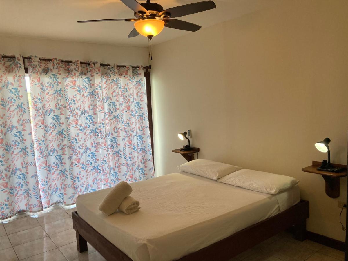 Hotel Los Balcones Over Seas Bocas del Toro Extérieur photo